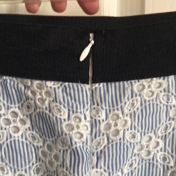 Ann Taylor Seersucker Pencil Skirt - Picture 4 of 7